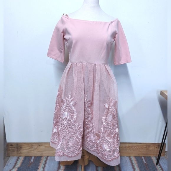 GIANNI Bini Pink Ponte and Mesh Overlay Off the Shoulder Midi Dress L Romantic - Picture 3 of 15